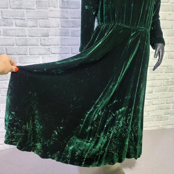 Vintage 80s Carroll Reed M/L Emerald‎ Green Crushed Velvet Mockneck L/S Dress - Picture 5 of 12